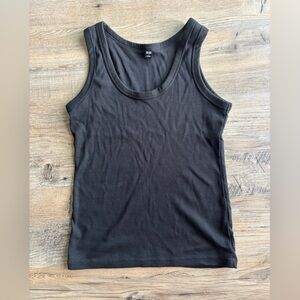 Uniqlo Soft Ribbed Tank Top – Black | Women’s Size S